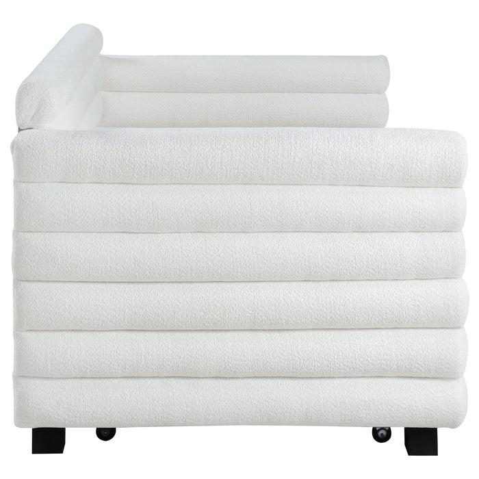 Patricia Daybed - Visions in Furniture (La Mirada, CA)