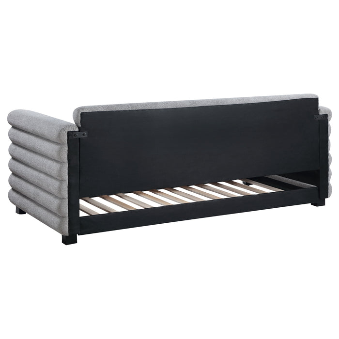 Patricia Daybed - Visions in Furniture (La Mirada, CA)