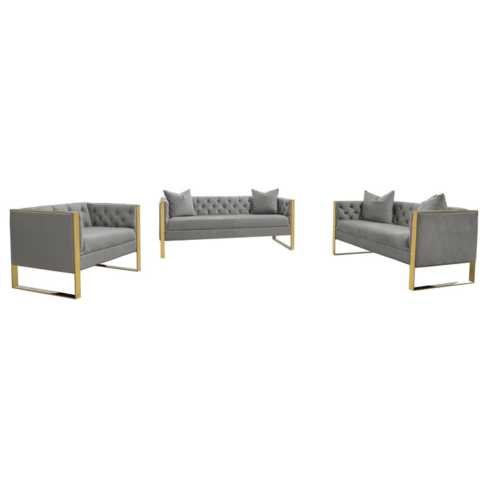 Eastbrook Stationary Sets - Visions in Furniture (La Mirada, CA)