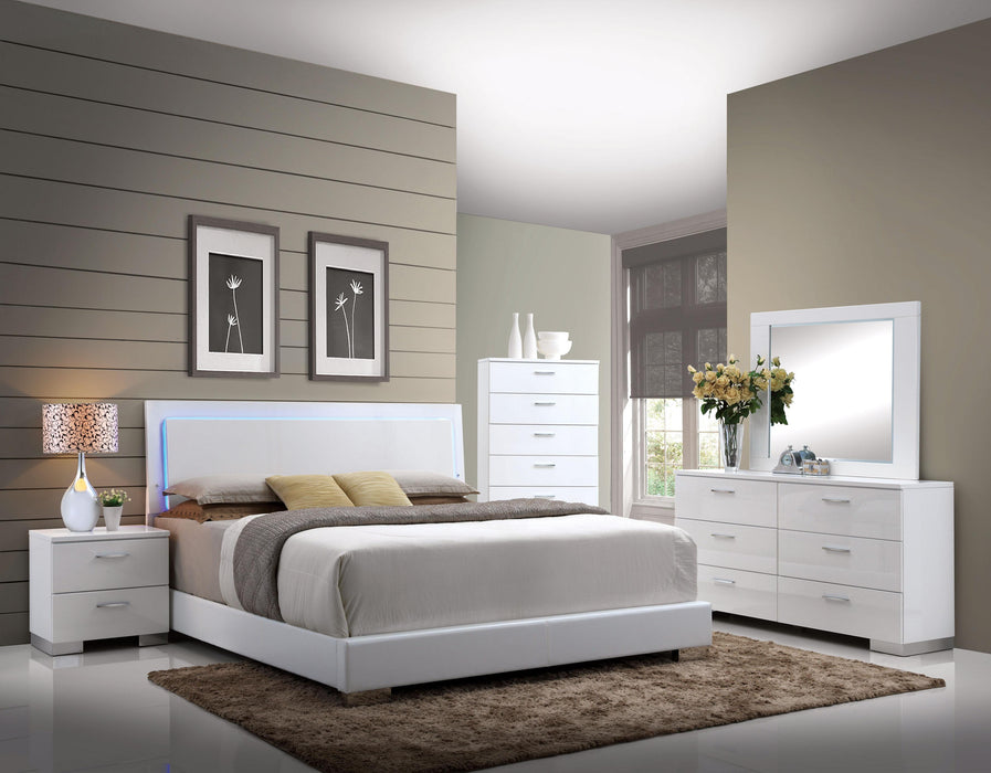 Lorimar White PU & Chrome Leg Queen Bed - Visions in Furniture (La Mirada, CA)