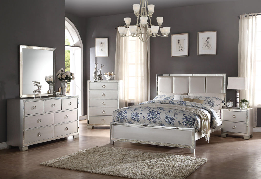Voeville II Platinum PU & Platinum Queen Bed - Visions in Furniture (La Mirada, CA)
