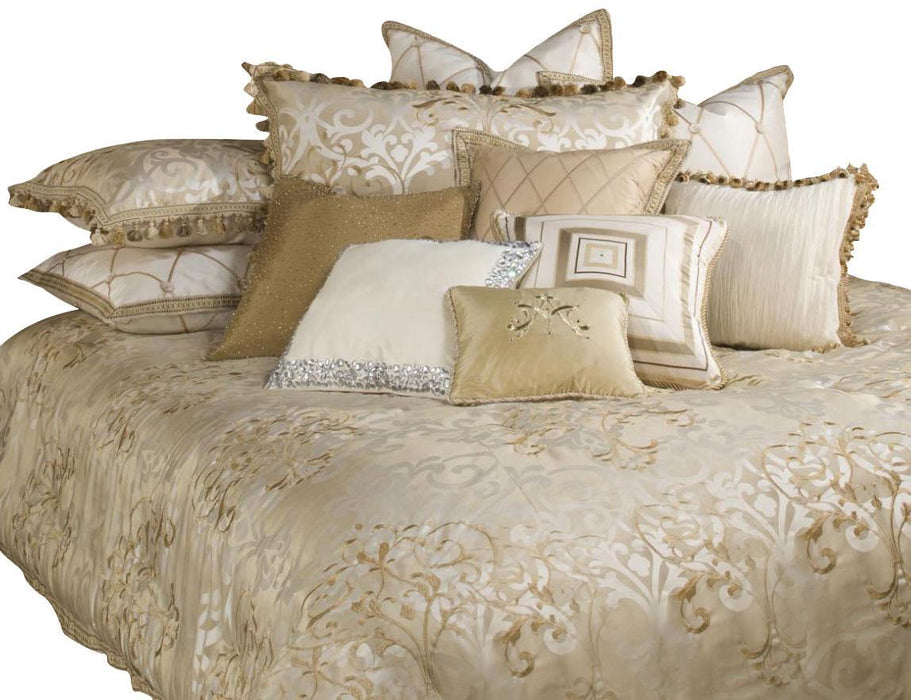 Luxembourg 13-pc King Comforter Set in Cr������me image