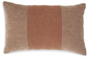 Dovinton Pillow - Visions in Furniture (La Mirada, CA)