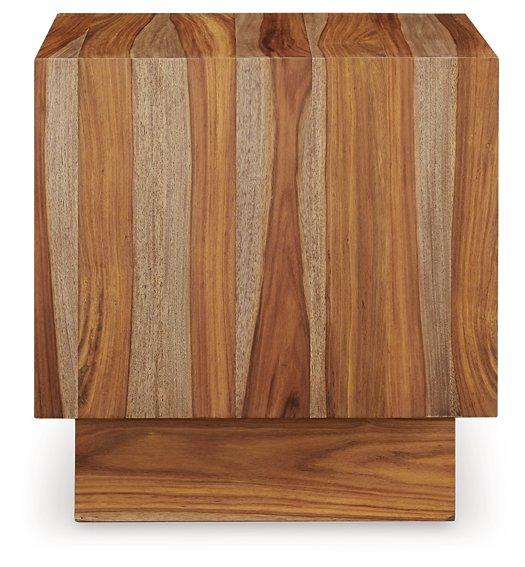 Dressonni End Table - Visions in Furniture (La Mirada, CA)