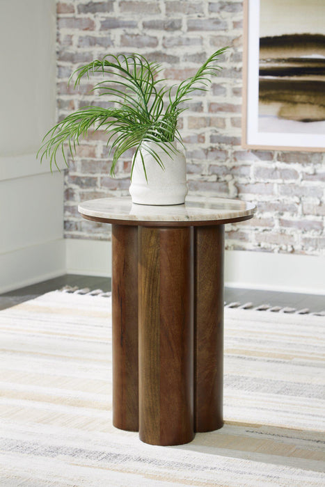 Henfield Accent Table - Visions in Furniture (La Mirada, CA)