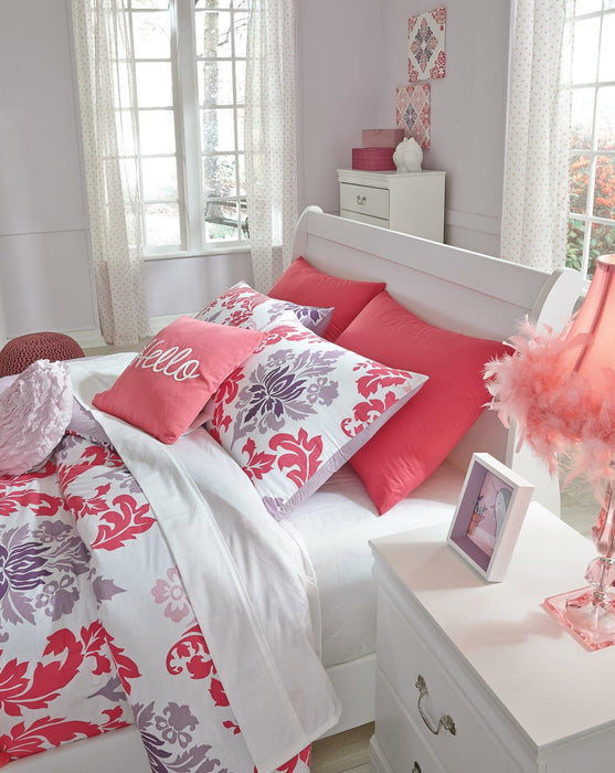 Anarasia Bed - Visions in Furniture (La Mirada, CA)