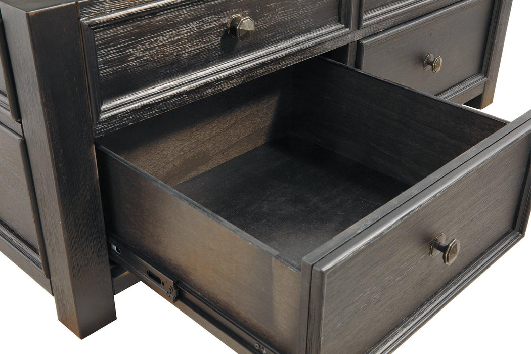 Tyler Creek Table Set - Visions in Furniture (La Mirada, CA)