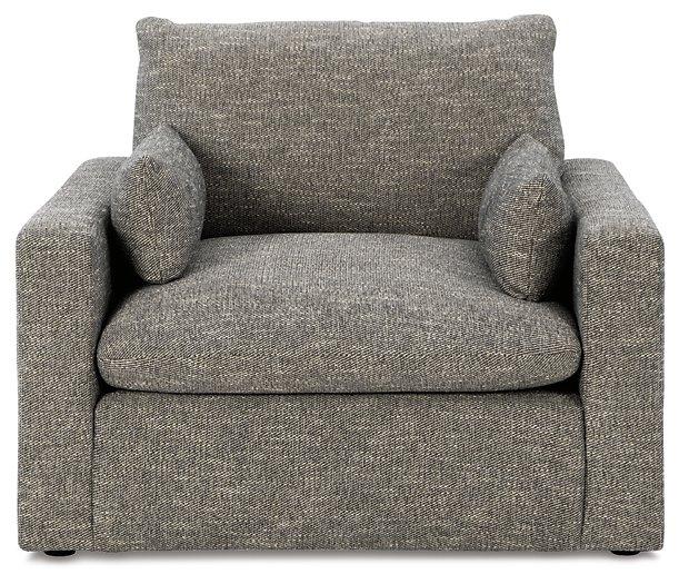Dramatic Oversized Chair - Visions in Furniture (La Mirada, CA)