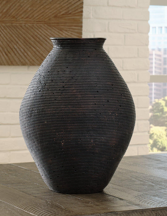 Hannela Vase - Visions in Furniture (La Mirada, CA)