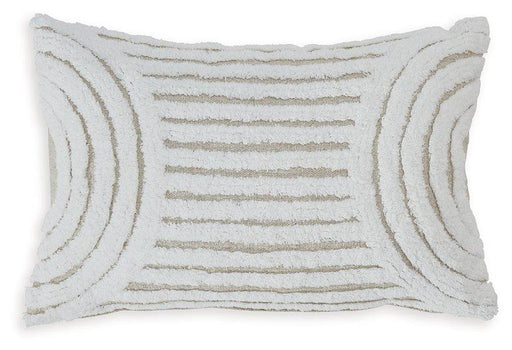 Farissen Pillow - Visions in Furniture (La Mirada, CA)