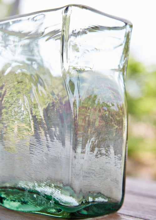 Taylow Vase - Visions in Furniture (La Mirada, CA)