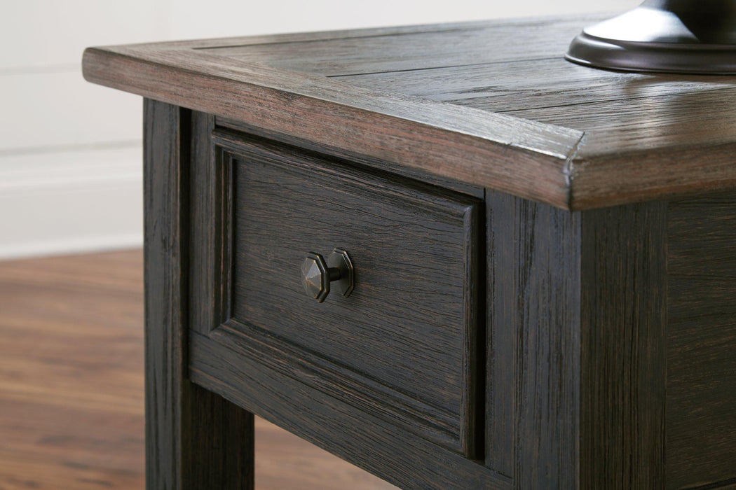 Tyler Creek Occasional Table Set - Visions in Furniture (La Mirada, CA)