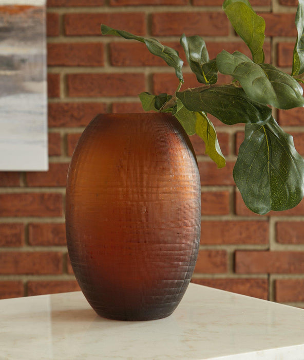 Embersen Vase - Visions in Furniture (La Mirada, CA)