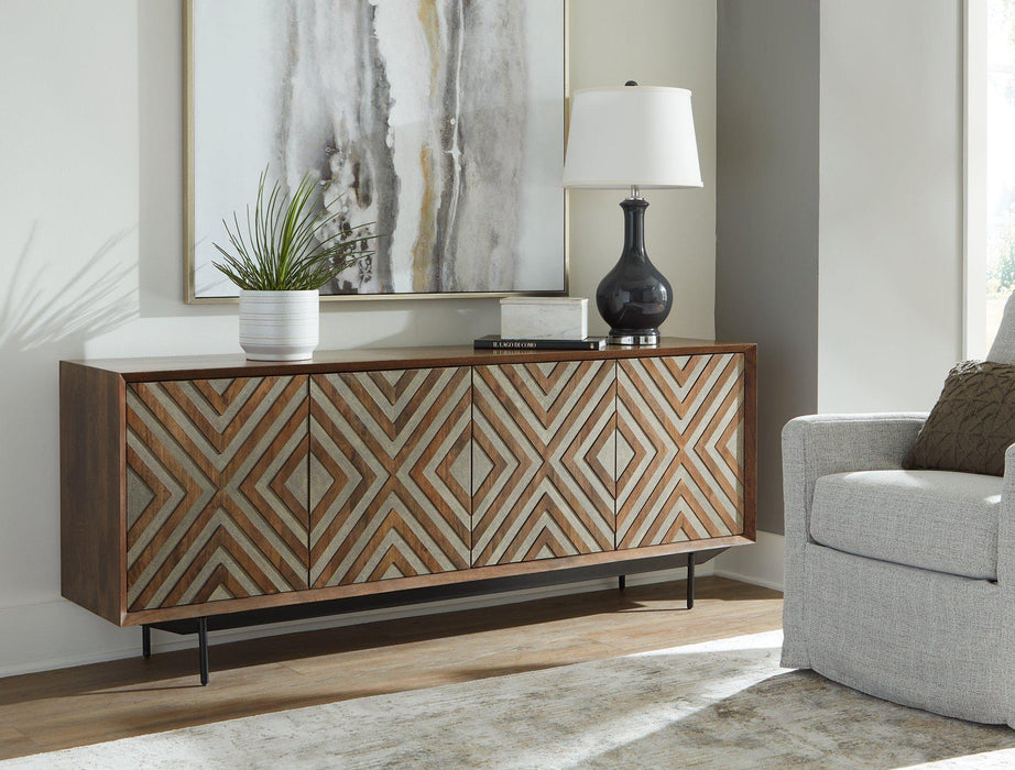 Dreggan Accent Cabinet - Visions in Furniture (La Mirada, CA)