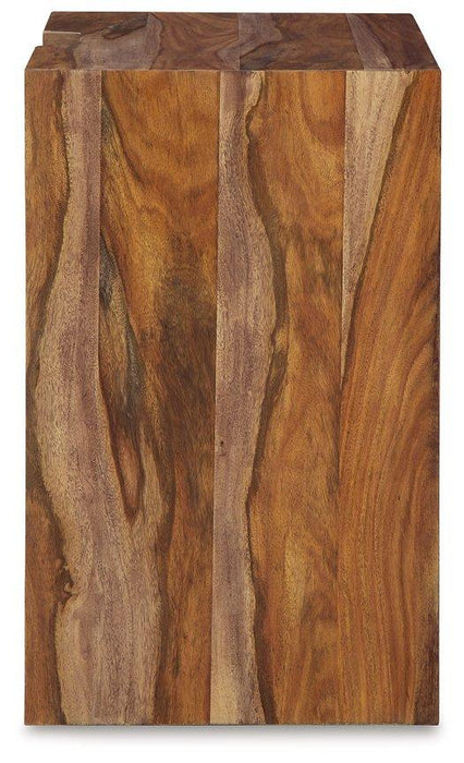 Dressonni Nightstand - Visions in Furniture (La Mirada, CA)