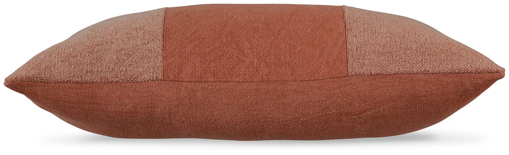 Dovinton Pillow - Visions in Furniture (La Mirada, CA)