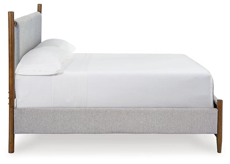 Lyncott Bedroom Set - Visions in Furniture (La Mirada, CA)