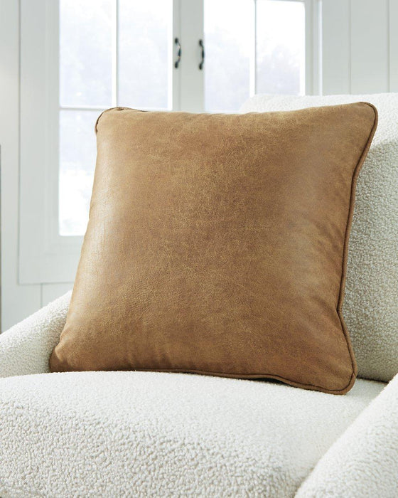 Cortnie Pillow - Visions in Furniture (La Mirada, CA)