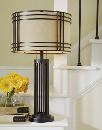 Hanswell Lamp Set - Visions in Furniture (La Mirada, CA)