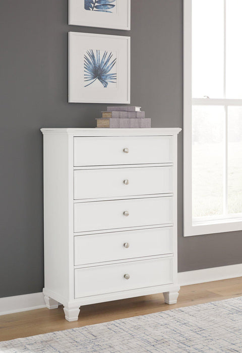 Fortman Chest of Drawers - Visions in Furniture (La Mirada, CA)