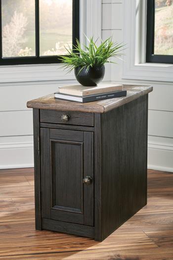 Tyler Creek End Table Set - Visions in Furniture (La Mirada, CA)