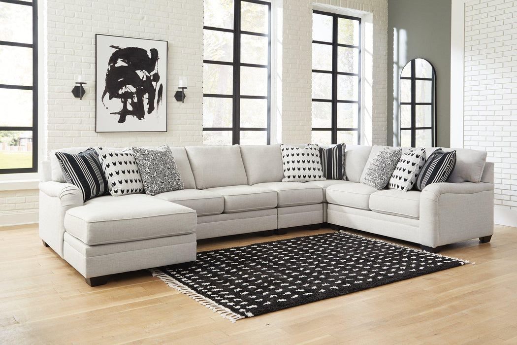 Huntsworth Living Room Set - Visions in Furniture (La Mirada, CA)