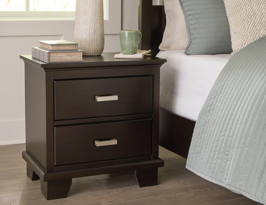 Covetown Bedroom Package - Visions in Furniture (La Mirada, CA)