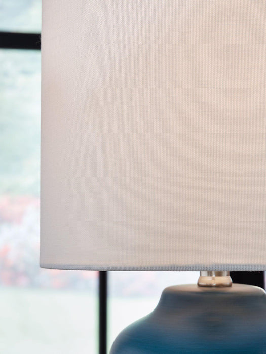 Gierburg Lamp Set - Visions in Furniture (La Mirada, CA)