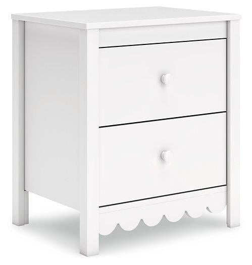 Hallityn Nightstand - Visions in Furniture (La Mirada, CA)
