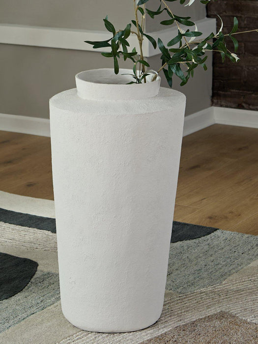 Flurinworth Vase - Visions in Furniture (La Mirada, CA)