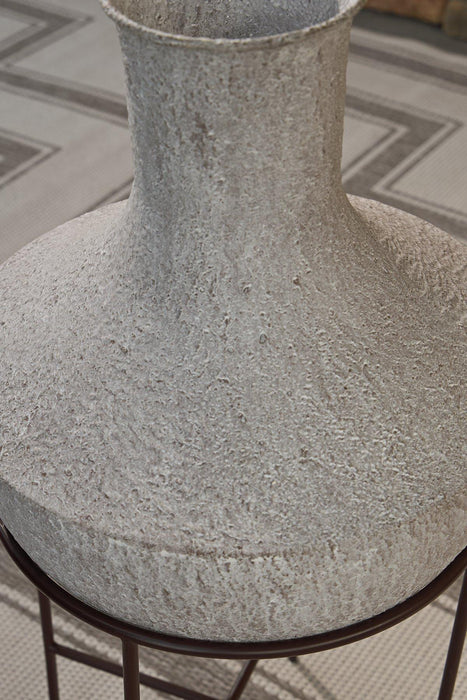 Estonbank Vase - Visions in Furniture (La Mirada, CA)