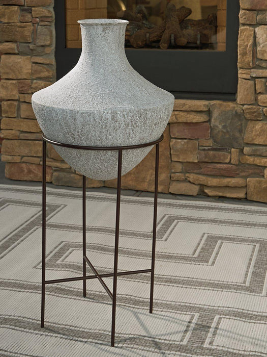 Estonbank Vase - Visions in Furniture (La Mirada, CA)