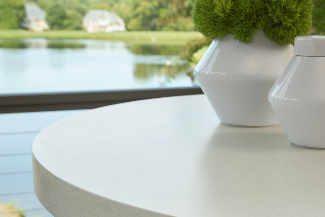 Seton Creek Outdoor Dining Package - Visions in Furniture (La Mirada, CA)