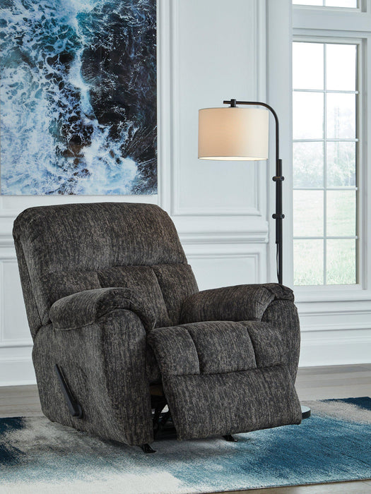 Stayfish Recliner - Visions in Furniture (La Mirada, CA)