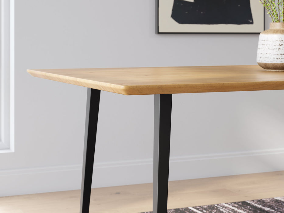 Gretlynn Dining Table - Visions in Furniture (La Mirada, CA)