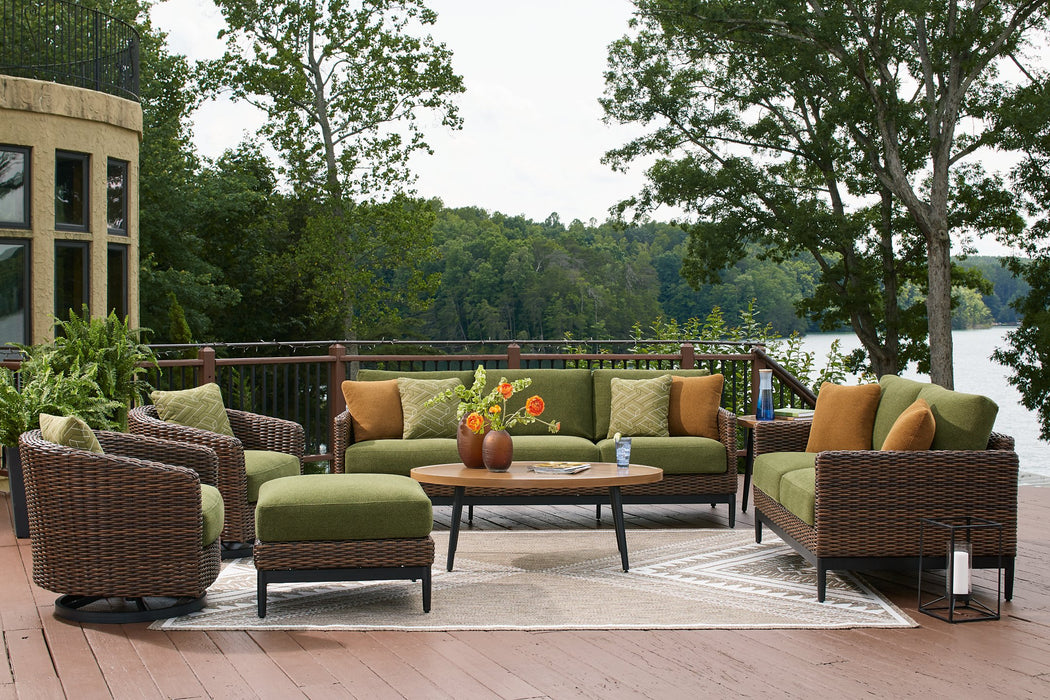 Horizon Hall Outdoor Package - Visions in Furniture (La Mirada, CA)