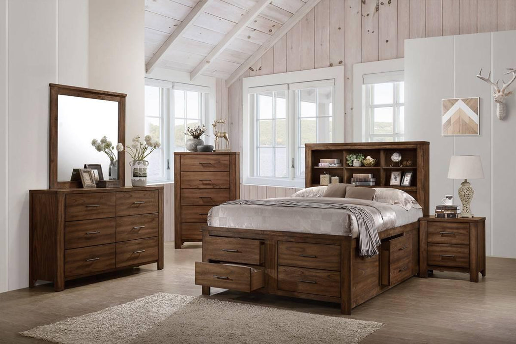 Liihen Queen Bed in Oak - Visions in Furniture (La Mirada, CA)