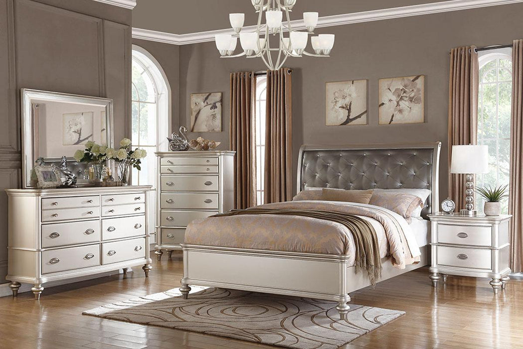 Mcraft Queen Bed/Silver Finish in Silver - Visions in Furniture (La Mirada, CA)