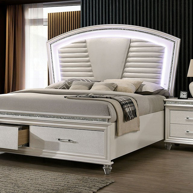 Maddie Bed White & Silver - Visions in Furniture (La Mirada, CA)