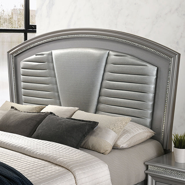 Maddie Bed White & Silver - Visions in Furniture (La Mirada, CA)