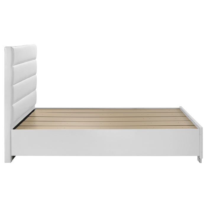 Felicity Beds - Visions in Furniture (La Mirada, CA)