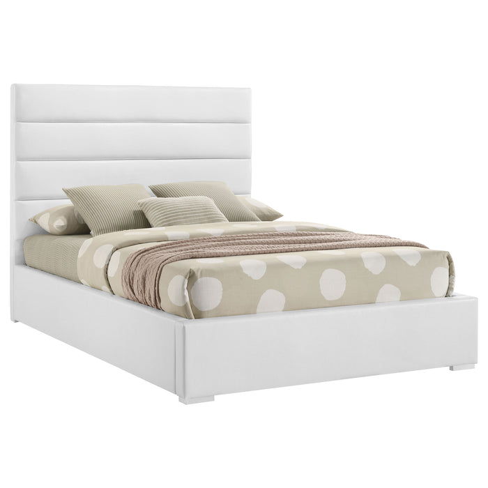 Felicity Beds - Visions in Furniture (La Mirada, CA)