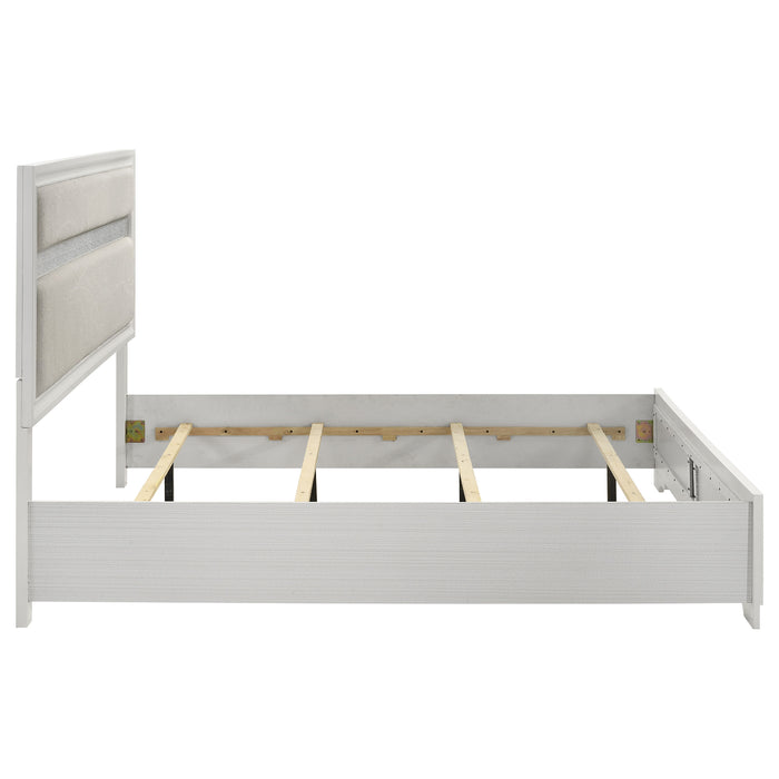 Miranda California King, E.King, Queen, Full, & Twin Bed Black & White - Visions in Furniture (La Mirada, CA)