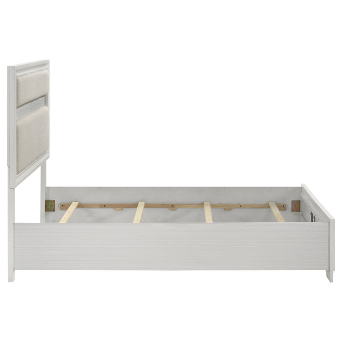 Miranda California King, E.King, Queen, Full, & Twin Bed Black & White - Visions in Furniture (La Mirada, CA)