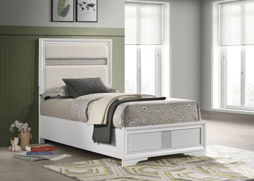 Miranda California King, E.King, Queen, Full, & Twin Bed Black & White - Visions in Furniture (La Mirada, CA)