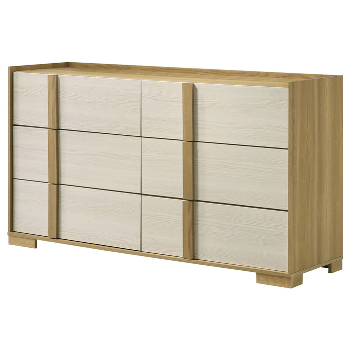 Hyland Dresser - Visions in Furniture (La Mirada, CA)