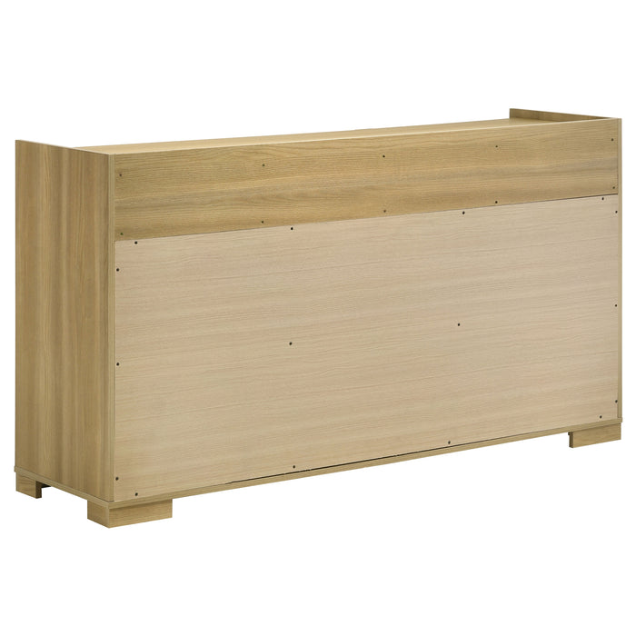 Hyland Dresser - Visions in Furniture (La Mirada, CA)