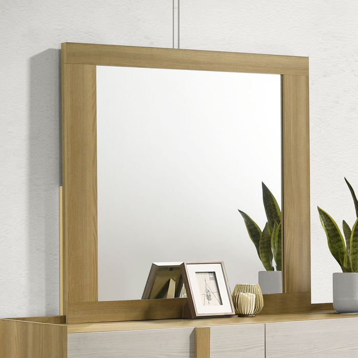 Hyland Dresser Mirror - Visions in Furniture (La Mirada, CA)