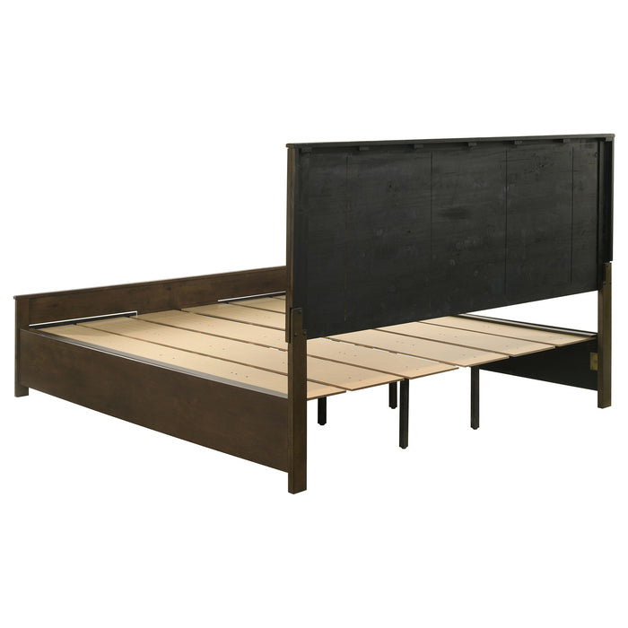 Woodmont 4 & 5 Piece E.King, Queen, & Cal;.King Bedroom Sets - Visions in Furniture (La Mirada, CA)