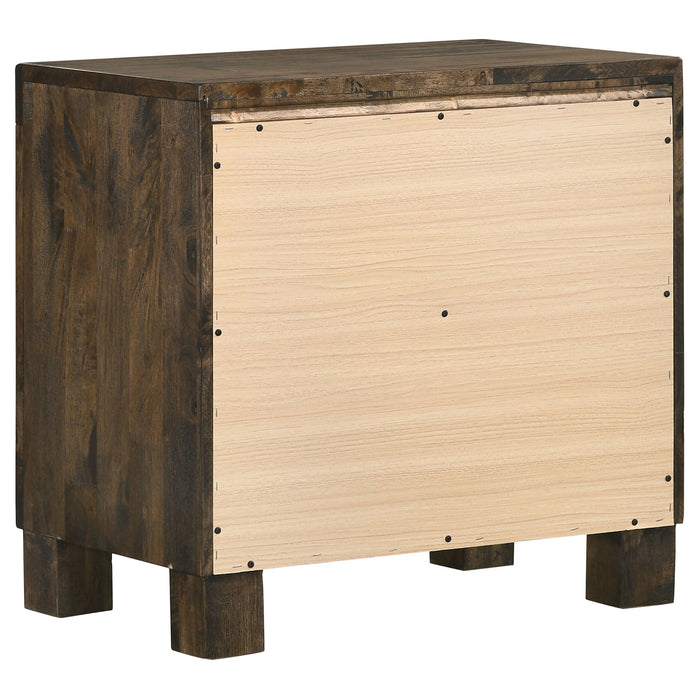 Woodmont 4 & 5 Piece E.King, Queen, & Cal;.King Bedroom Sets - Visions in Furniture (La Mirada, CA)